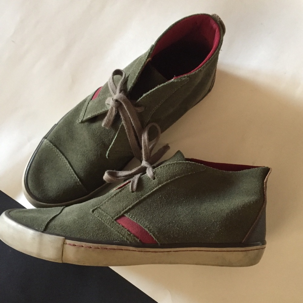 Penguin chukka boots